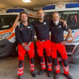 Menjava uniform za službo 118