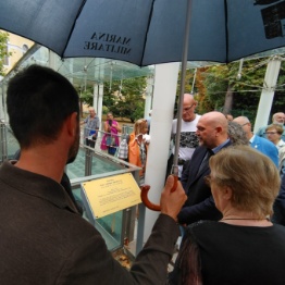 Cerimonia per l’intitolazione del giardino interno dell’Ospedale Maggiore al dott. Micheletti