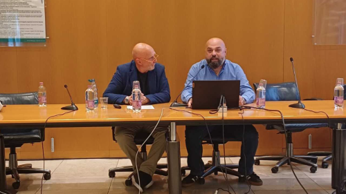 Delo v pristaniščih in na ladjah: dejavniki tveganja, posebnosti in izkušnje zdravstvenih podjetij (ASL) Meddeželne tematske skupine za preventivo na delovnih mestih v pristaniščih in na ladjah