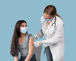 Cepljenje otrok od 12. do 18. leta v Trstu