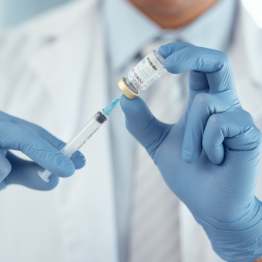 Vaccinarsi contro l'influenza: il 14 ottobre parte la campagna vaccinale 2025