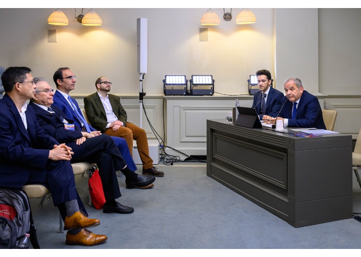Conferenza stampa