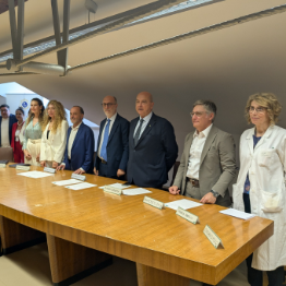 Slovesnost ob predaji zbranih sredstev odbora Comitato Cielo Aperto, namenjenih KE za onkologijo in hematologijo (UCO)