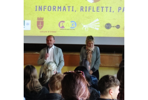 Mese di prevenzione alcologica: Informati Riflettici Parlane Non serve sballare per brillare