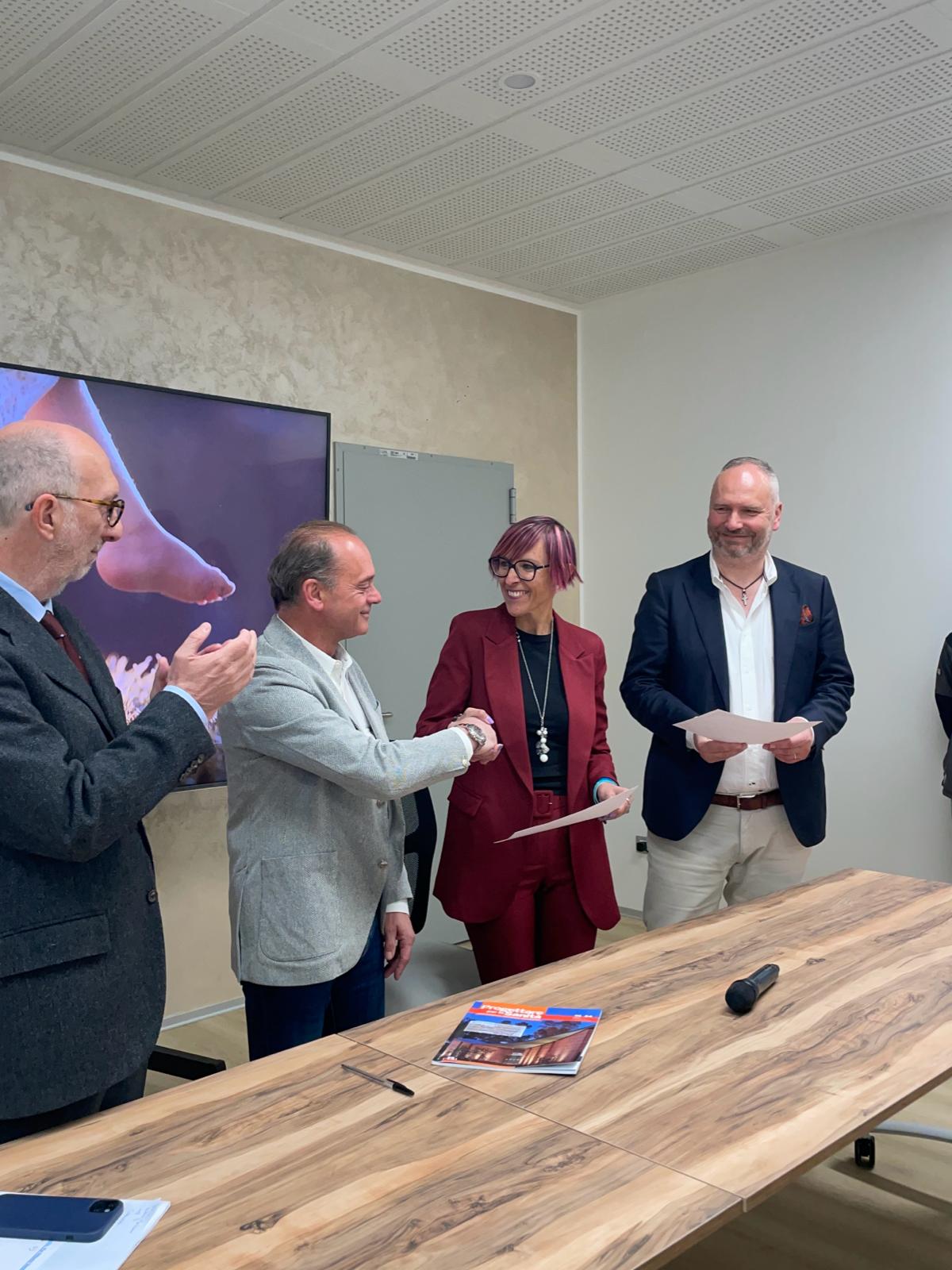 PHOTO-2024-04-22-14-12-44