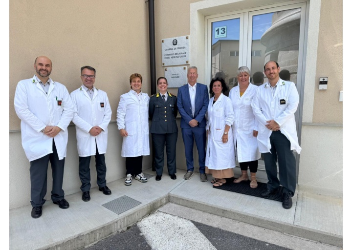 4ae9ba20-c94a-4980-a7da-75f11a209c91